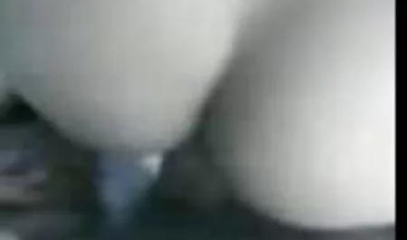 با دادن آن به الاغ ، او شلخته ای ایجاد کرد که اجازه دانلود فیلم سکس زنهای چاق می دهد تقدیر در دهان باشد