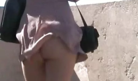دختر پسری را دانلود فیلم سکسی زنان کون گنده در جنگل مکید و او را بیرون گرفت