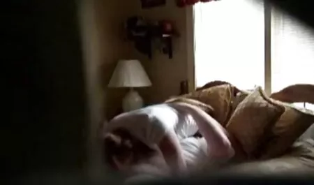 کودک با فیلم سکسی زن واسب دو عضو در تمام سوراخ ها پر شده بود.