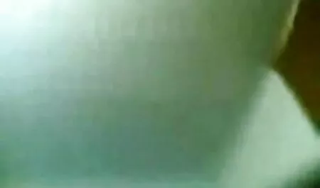 جوجه انعطاف پذیر پسری را روی الاغ می گیرد فیلم سکسی زنان خیلی چاق