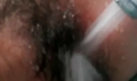 زن چاق در دام یک تصاویر سکسی زن وشوهر دوست پسر بدبین قرار دارد