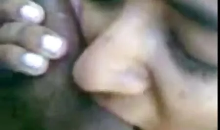 سگ ماده فیلم سکس زنان قد بلند خالکوبی روی جوجه و دیک می پرد